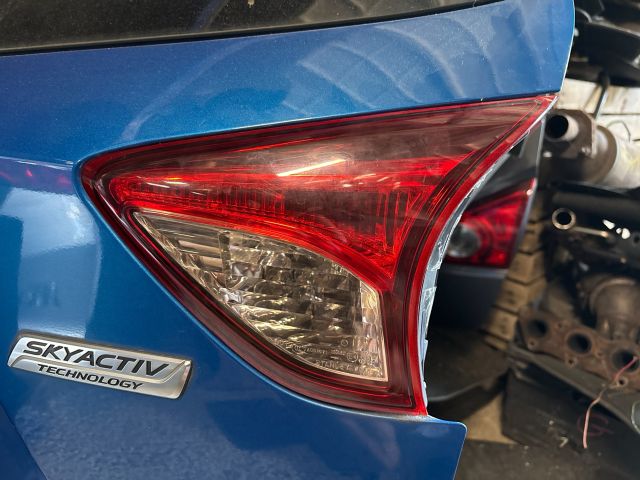 bontott MAZDA CX-5 Csomagtérajtó (Részeivel)