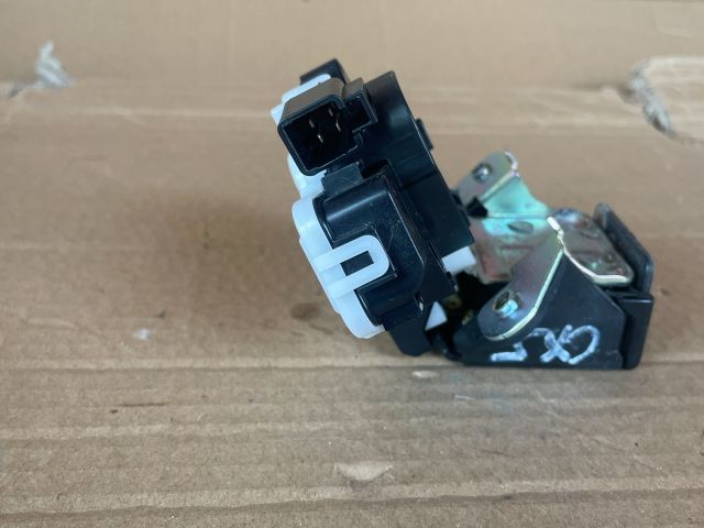 bontott MAZDA CX-5 Csomagtérajtó Zárszerkezet