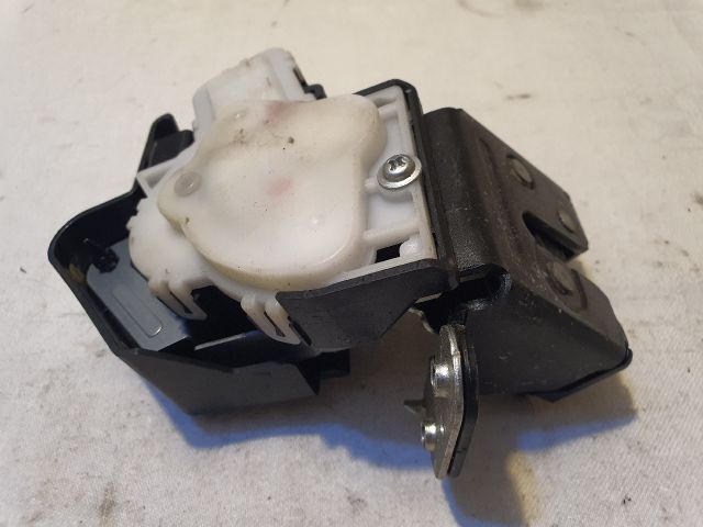 bontott MAZDA CX-5 Csomagtérajtó Zárszerkezet