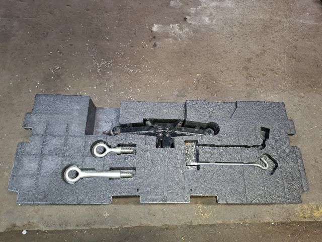 bontott MAZDA CX-5 Defekt Javító Készlet