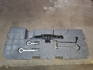 bontott MAZDA CX-5 Defekt Javító Készlet