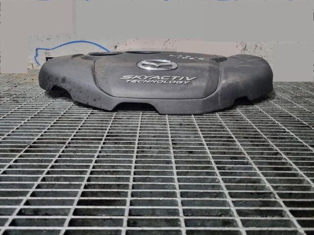 bontott MAZDA CX-5 Felső Hűtőburkolat