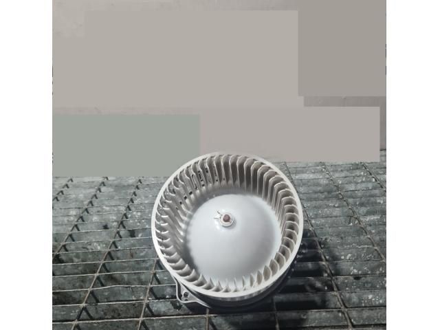 bontott MAZDA CX-5 Fűtőmotor (Klímás)