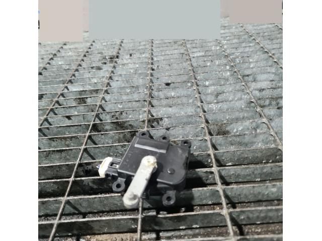 bontott MAZDA CX-5 Fűtőmotor (Klímás)