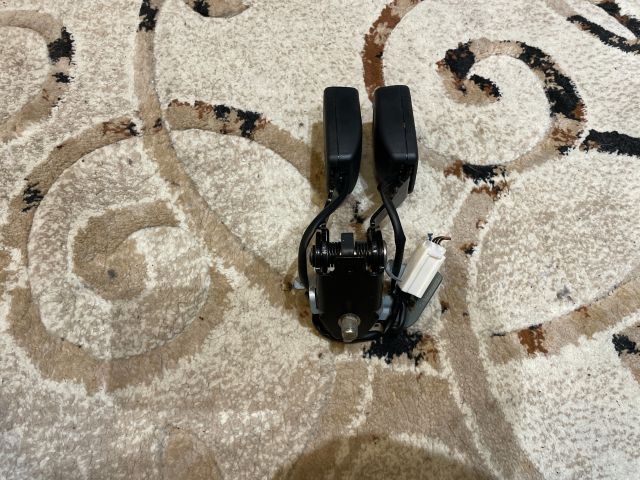 bontott MAZDA CX-5 Hátsó középső Biztonsági Öv Csat