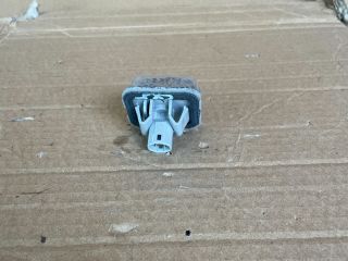 bontott MAZDA CX-5 Hátsó Rendszámtábla Világítás