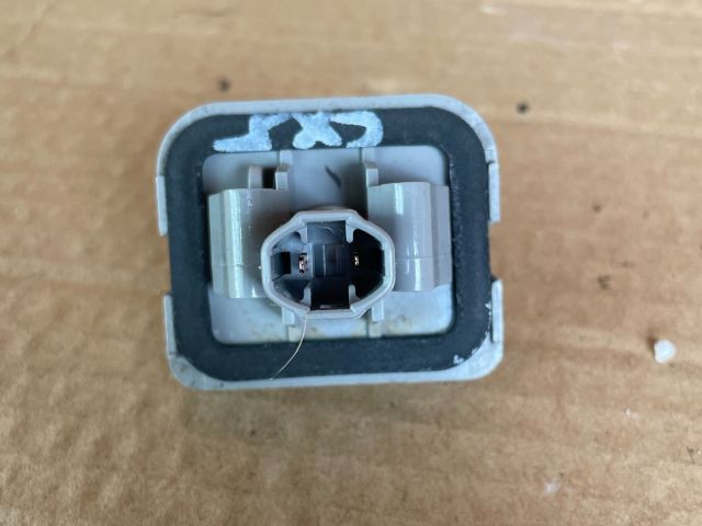 bontott MAZDA CX-5 Hátsó Rendszámtábla Világítás