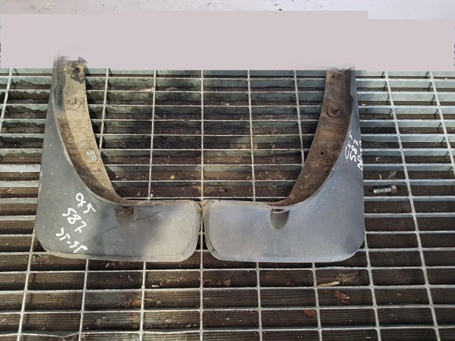 bontott MAZDA CX-5 Hátsó Sárvédő Gumi Pár