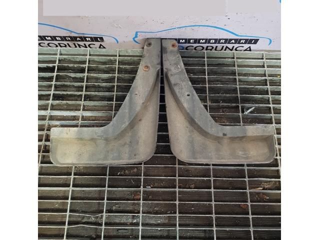 bontott MAZDA CX-5 Hátsó Sárvédő Gumi Pár