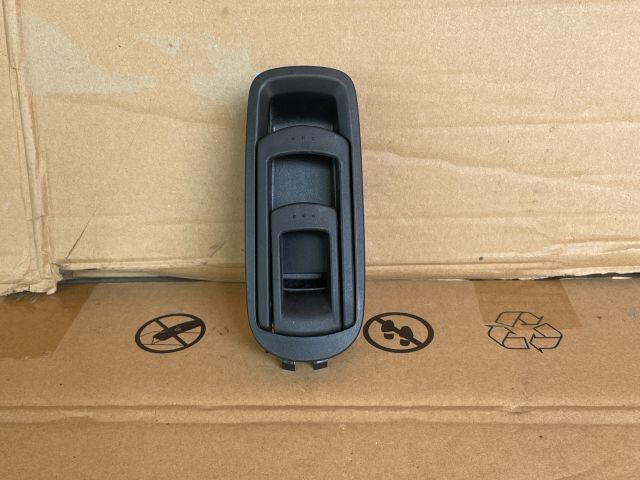 bontott MAZDA CX-5 Hátsó Üléstámla Döntő Kar / Gomb