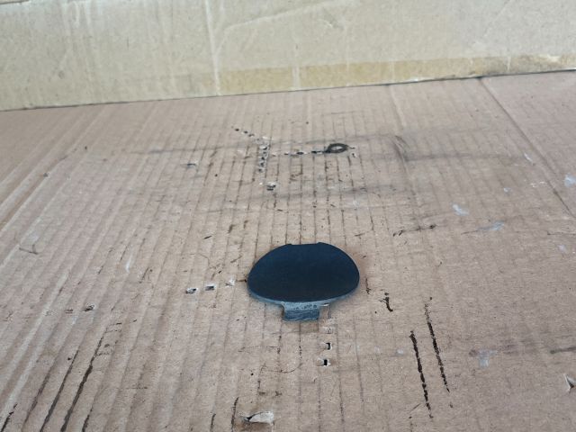 bontott MAZDA CX-5 Hátsó Vonószem Burkolat