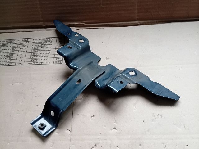 bontott MAZDA CX-5 Homlokfal Alsó Tartó