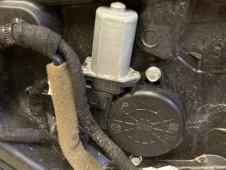 bontott MAZDA CX-5 Jobb első Ablakemelő Szerkezet (Elektromos)