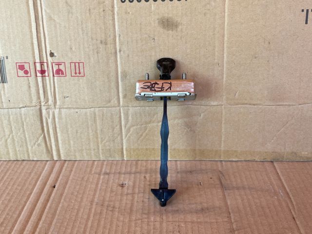 bontott MAZDA CX-5 Jobb első Ajtóhatároló