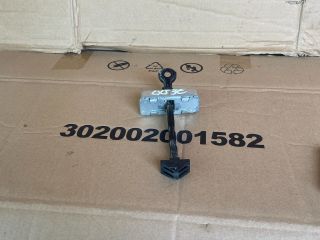 bontott MAZDA CX-5 Jobb első Ajtóhatároló