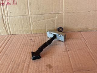 bontott MAZDA CX-5 Jobb első Ajtóhatároló