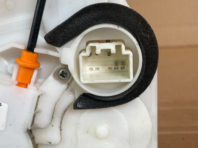 bontott MAZDA CX-5 Jobb első Ajtózár