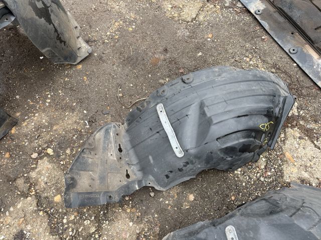 bontott MAZDA CX-5 Jobb első Dobbetét (Kerékjárati, Műanyag)