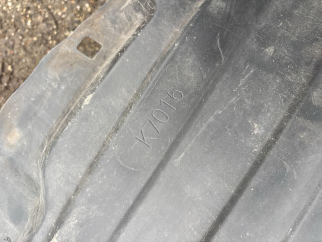 bontott MAZDA CX-5 Jobb első Dobbetét (Kerékjárati, Műanyag)