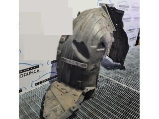 bontott MAZDA CX-5 Jobb első Dobbetét (Kerékjárati, Műanyag)