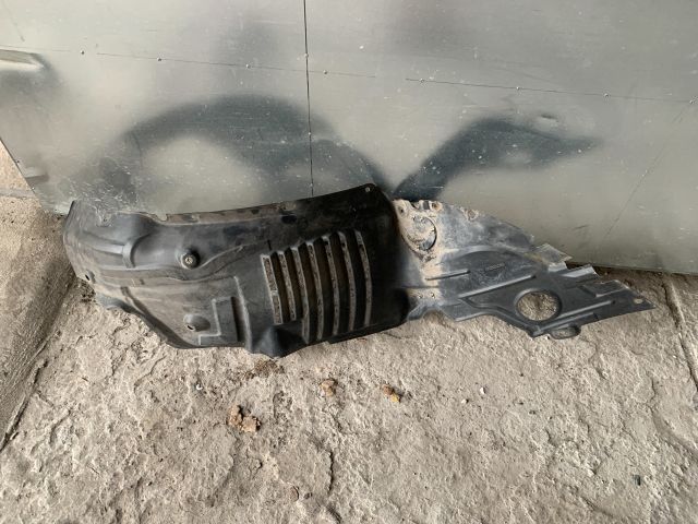 bontott MAZDA CX-5 Jobb első Első Dobbetét (Kerékjárati, Műanyag)