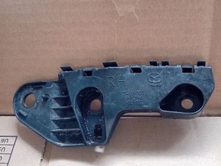 bontott MAZDA CX-5 Jobb első Oldal Lökhárító Tartó (Műanyag)