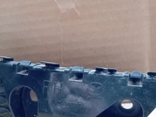 bontott MAZDA CX-5 Jobb első Oldal Lökhárító Tartó (Műanyag)