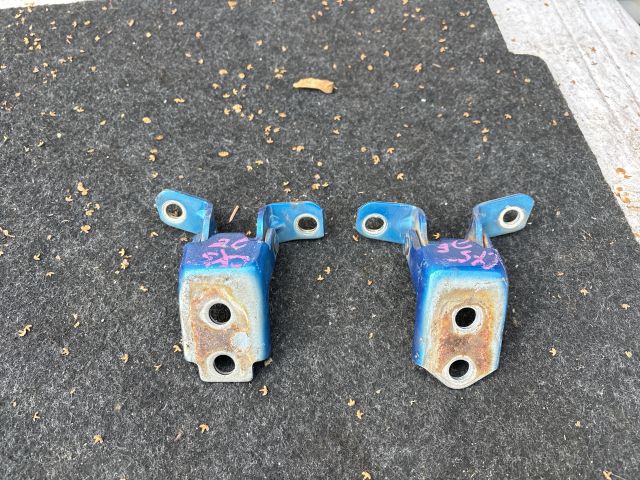 bontott MAZDA CX-5 Jobb első Zsanér