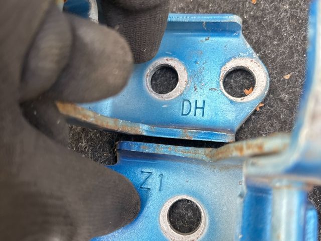 bontott MAZDA CX-5 Jobb első Zsanér