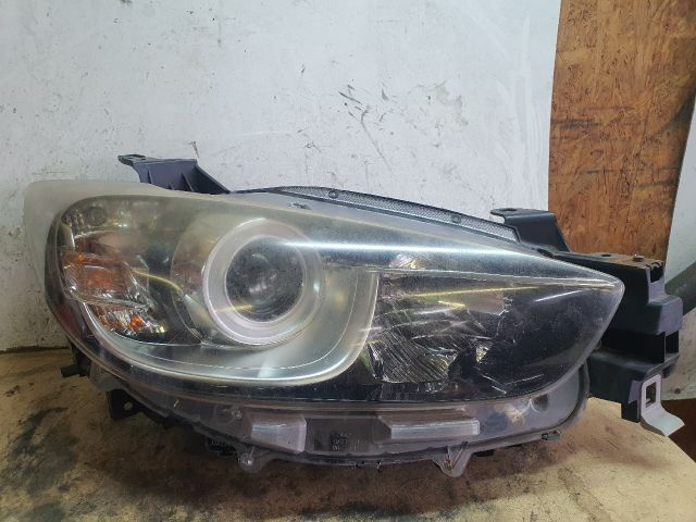 bontott MAZDA CX-5 Jobb Fényszóró