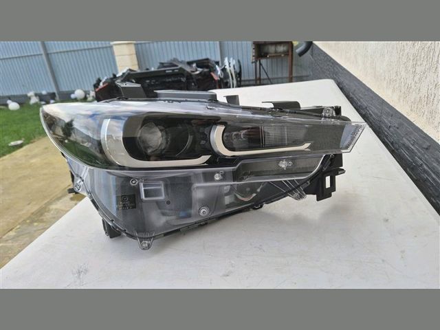 bontott MAZDA CX-5 Jobb Fényszóró