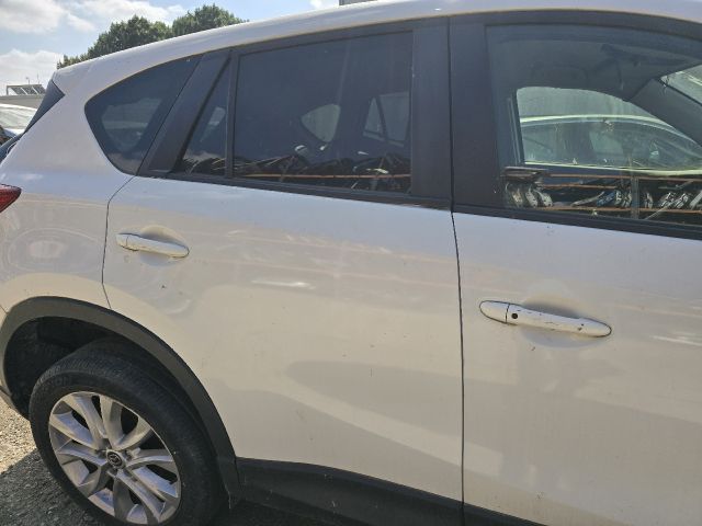 bontott MAZDA CX-5 Jobb hátsó Ajtó (Üres lemez)