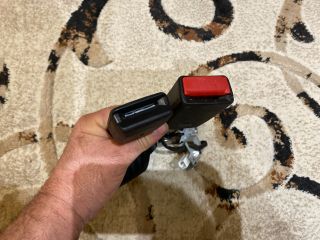 bontott MAZDA CX-5 Jobb hátsó Biztonsági Öv Csat