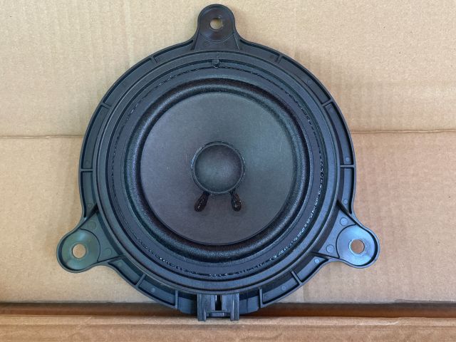 bontott MAZDA CX-5 Jobb hátsó Hangszóró