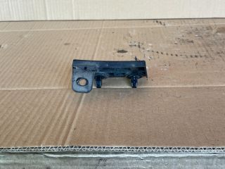 bontott MAZDA CX-5 Jobb hátsó Lökhárító Tartó (Műanyag)