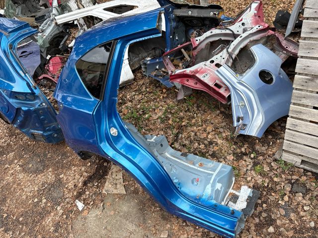 bontott MAZDA CX-5 Jobb hátsó Negyed Karosszéria Csomag