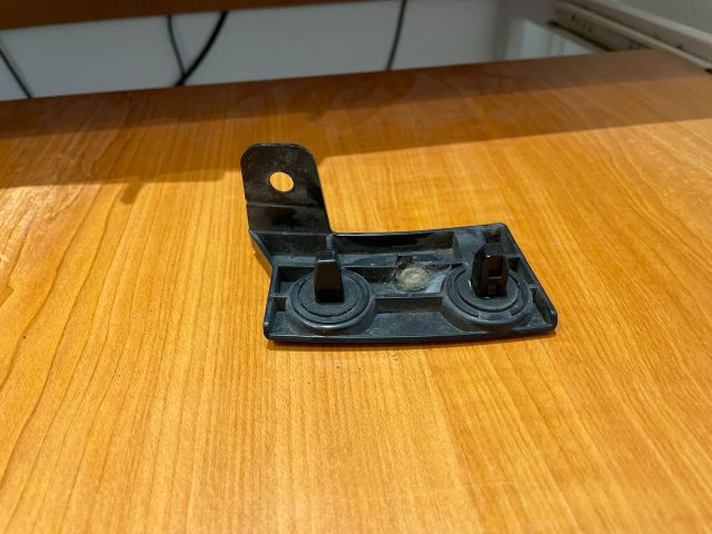 bontott MAZDA CX-5 Jobb hátsó Oldal Lökhárító Tartó (Műanyag)