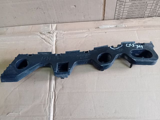 bontott MAZDA CX-5 Jobb hátsó Oldal Lökhárító Tartó (Műanyag)