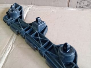 bontott MAZDA CX-5 Jobb hátsó Oldal Lökhárító Tartó (Műanyag)