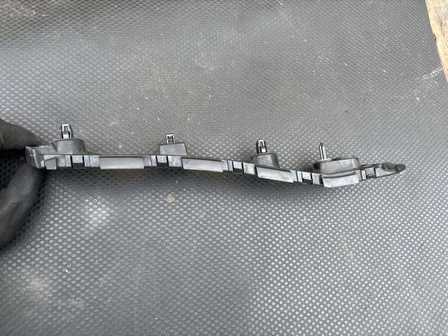 bontott MAZDA CX-5 Jobb hátsó Oldal Lökhárító Tartó (Műanyag)