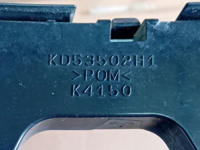 bontott MAZDA CX-5 Jobb hátsó Oldal Lökhárító Tartó (Műanyag)