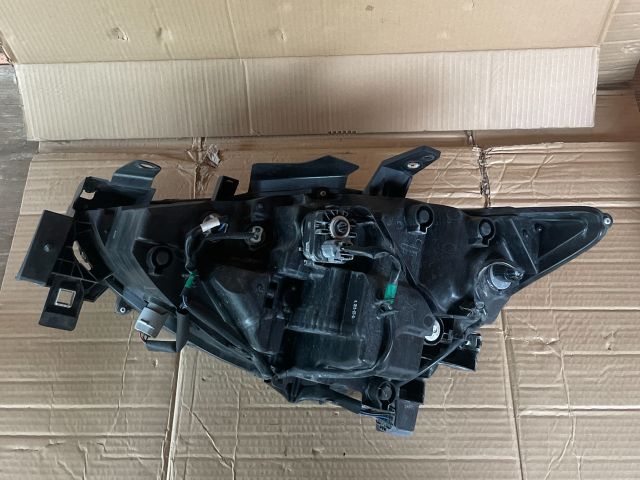 bontott MAZDA CX-5 Jobb Ledes Fényszóró