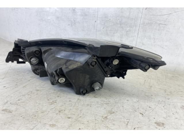 bontott MAZDA CX-5 Jobb Ledes Fényszóró