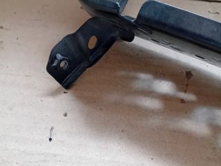 bontott MAZDA CX-5 Jobb Sárvédő Oldaltartó