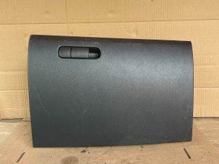 bontott MAZDA CX-5 Kesztyűtartó