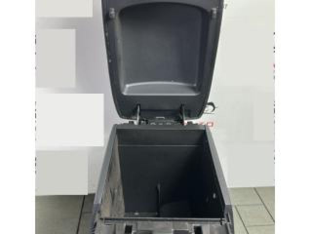 bontott MAZDA CX-5 Könyöklő