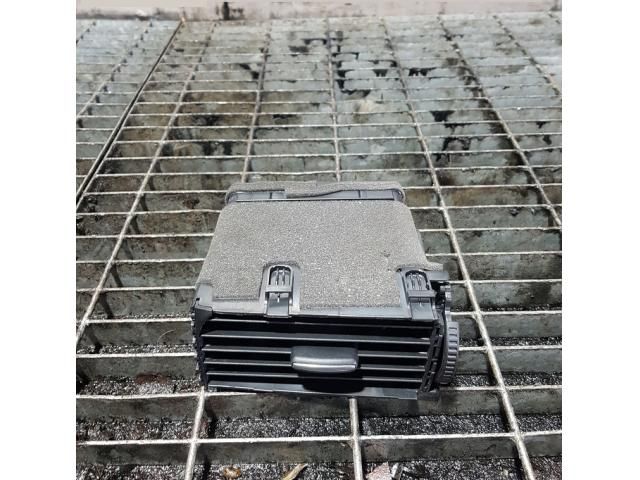 bontott MAZDA CX-5 Középső Szellőző