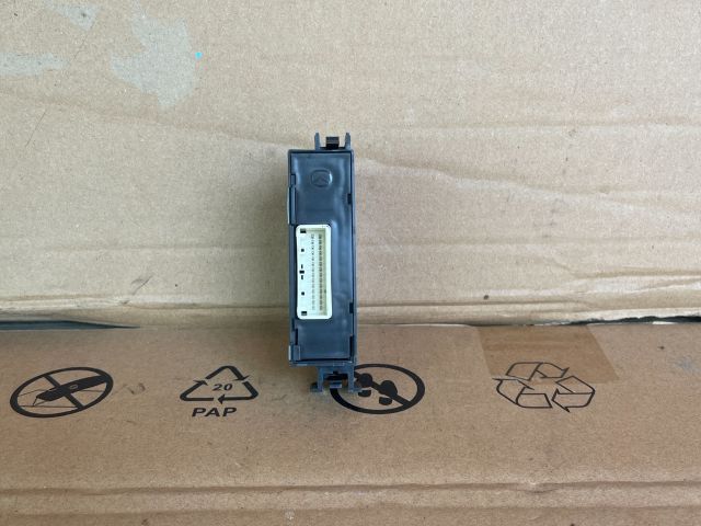 bontott MAZDA CX-5 Kulcs Nélküli Nyitás Jeladó