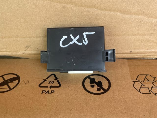 bontott MAZDA CX-5 Kulcs Nélküli Nyitás Jeladó