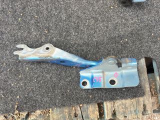 bontott MAZDA CX-5 Motorháztető Bal Zsanér